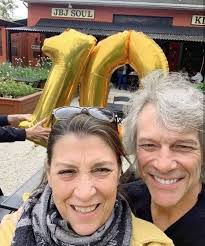 🌹So cute🌹 (John , Dorothea & Stephanie)