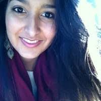 Sarah Chestnut's Instagram, Twitter & Facebook