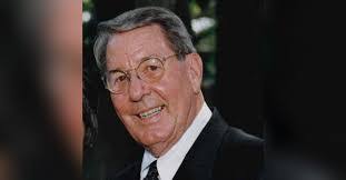 Walter Teague's Instagram, Twitter & Facebook