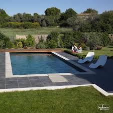 Maybe you would like to learn more about one of these? Piscine Enterree Exterieure Creusee Piscines Desjoyaux Amenagement Jardin Terrasse Piscine Piscine Rectangulaire Dallage Piscine