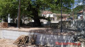 Συναγερμός έχει σημάνει στην πυροσβεστική υπηρεσία καθώς πριν από λίγη ώρα ξέσπασε φωτιά στην περιοχή μαρκάτι στην κερατέα. Allazei Opsh To Kentro Toy Ta3iarxh Thermo News