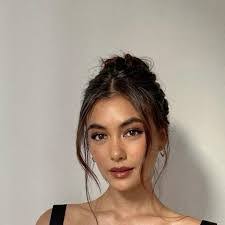 Kendra Beaver's Instagram, Twitter & Facebook