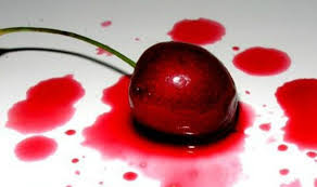 Comment Enlever Des Taches De Fruits Rouges Sur Un Vetement Note 5 1 Vote Les Eclats De Fruits Rouges Sur Les V Tache Trucs Et Astuces Astuce De Grand Mere