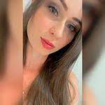 Pamela Curd's Instagram, Twitter & Facebook