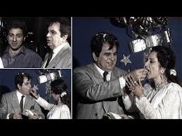 The hon'ble pmo india, shri narendra modi sir, land mafia samir bhojwani released from jail. When Dilip Kumar And Saira Banu Celebrated 25th Wedding Anniversary In A Grand Way Youtube