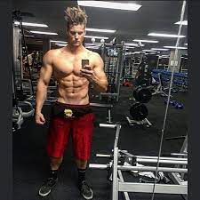 Unless the saiyan has high ki control the form is nearly impossible to acquire as the form utilizes both god ki and super saiyan ki. Pin Auf Other