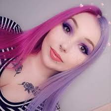 Vibrant hair color or natural look?