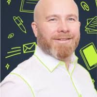 100+ perfiles de «Andrzejewski»