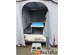 Bonjour a vendre caravane pliante en toile pour 4 personnes de marque raclet en bon état général , 2 pneus neuf. Caravane Pliante Raclet