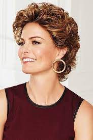 71 Most Amazing Curly Short Hairstyles For Women To Try In 2019 Curlyhairstyles Shorthairsty Curly Hair Styles Naturally Frontal Hairstyles Curly Hair Styles