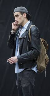 People wear hats for a long time for different reasons: Grey Baseball Cap Worn Backwards Dapper Mens Fashion Baseball Cap Outfit Mens Caps