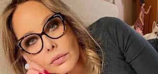 The film is based on the novel graziella by ercole patti. Qxaebufxjrp9xm