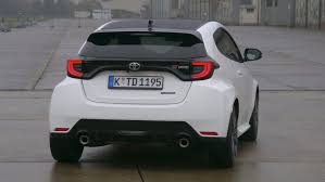 Offenbar will toyota eine submarke für sportliche autos etablieren, denn auch der supra heißt offiziell gr supra. Toyota Gr Yaris Fahrbericht Neue Generation 2021 Wrc Fur Die Strasse Autogefuhl