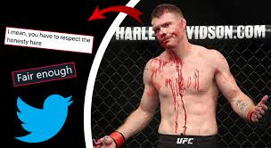 Paul felder announces on the broadcast that he is retiring from mma. Ufc Fan Retar Upp Mma Fighter Pa Twitter Arliga Svaret Ar Klockrent
