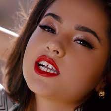 Ota yhteyttä sivuun becky g messengerissä. 57 New Songs You Need In Your Life This Month Becky G Gap Teeth News Songs