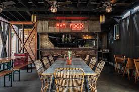 Public House Bar Restaurant In Nashville Tn Urban Cowboy Nashville Bars For Home Western Restaurant Nashville Decor