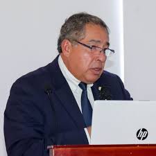 🎓 Reflexión académica con el Dr. Quiroga León: entre historia y  constitucionalismo La #UCVHuaraz tuvo el honor de recibir al Dr. Aníbal  Quiroga León, Decano de la Facultad de Derecho y Ciencias