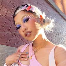 The Circle' Star Yu Ling Wu Talks Makeup, Products & Spice Girls