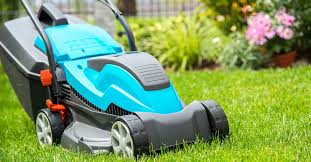 Husqvarna offers a full range of forest and gardening tools including lawn mowers, chainsaws, robotic mowers and more for both professional users and homeowners. Lawn Mower Malaysia June 2021 Review 8 Best Model Buying Guide