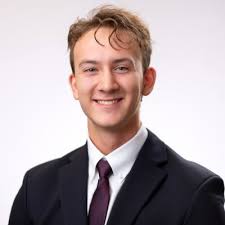 I am thrilled to announce that I will be joining Extraco Banks as an intern  this summer!