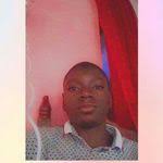 Saul Derisma's Instagram, Twitter & Facebook