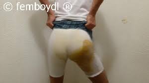 Overloaded diaper under white shorts - ThisVid.com