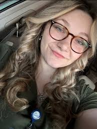 Kristin Knott's Instagram, Twitter & Facebook