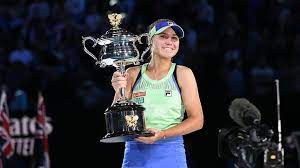 She won the next five points, each with a winner — one an ace, the others clean groundstrokes to cap. Sofia Kenin Becomes 2020 S Best Female Tennis Player