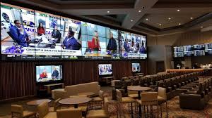 The caesars palace sportsbook inside the iconic las vegas strip casino resort will soon feature a live studio branded by turner sports' bleacher report, the popular sports and sports culture website. Caesars Southern Indiana Bets On Sportsbook To Attract New Customers