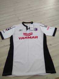 Последние твиты от cerezo osaka (@crz_english). Cerezo Osaka Retro Jersey Size S Men S Fashion Activewear On Carousell
