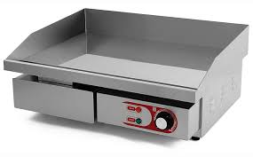Para una cocina de interior, las eléctricas son la opción por su movilidad y la adaptabilidad en espacios reducidos. Plancha Electrica De Cocina Profesional Eltron Ancho 55 Cm Cromoduro Gatoo