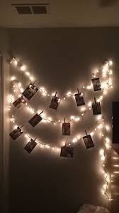 College Apartment Walls Decor Christmas Lights Turned Into A Magical Picture Wall Ide Dekorasi Kamar Ide Dekorasi Kamar Tumblr