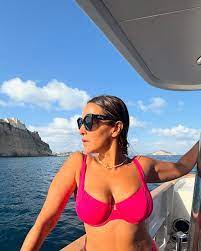 images?q=tbn:ANd9GcSrfz1x6CvTneEOh6S70kkKhTeCO s2KWb6H9g4TNienrZzNroY5GkHVt5CKL77tpb7LJk&usqp=CAU