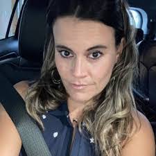 Sandra Coddington's Instagram, Twitter & Facebook