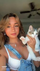 Blakley and Chloe: A Beautiful Sisterly Bond