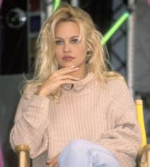 Родилась в городке ледисмит, британская колумбия. Facetiming Pamela Anderson Nothing Can Prepare You For This