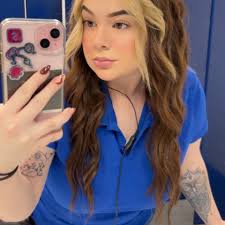 MAGICAL HOLIDAY EVENT IS COMING BACK TO TEXAS! Follow @theaustintourist for  more @magicalwinterlights is a spectacular, larger-than-life light show and  carnival that is the BEST HOLIDAY EVENT IN TEXAS. (my fav) Walk