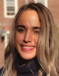 Casual Mentorship and the Strength of Weak Ties