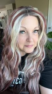 Kristen Vallee's Instagram, Twitter & Facebook