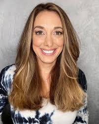 Maureen Rough's Instagram, Twitter & Facebook