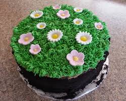 Garden cake design with greenhouse and their beloved vw beetle car. Cake Garden Derrickandmelisa