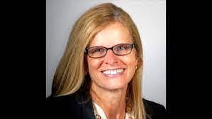 Karen Stromquist's Instagram, Twitter & Facebook