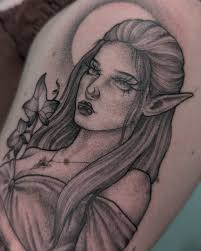 Funny girl. Made at @oracletattooshop . . Enquiries 📧  minataur.tattoo@gmail.com. . . #tattooartist #tattoos #tattoo #tat #tats  #inked #ink #tattooaustralia #brisbane #Queensland #goldcoast #veganink  #crueltyfree #boldwillhold #boldtattoo ...