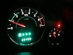 Tak semua kereta dilenhkapi dengan penggera amaran ini. Apanakbuat Indikator Bateri Menyala Atau Berkelip