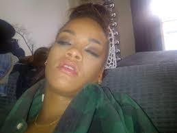 Breathing through your mouth at night puts you at higher risk for sleep disorders including snoring, sleep apnea and hypopnea, the partial blockage of air, scientists have found. Sleeping Beauty Rihanna Caught Napping Mouth Open A Full Face Thejasminebrand Rihanna Rihanna Face Rihanna Meme