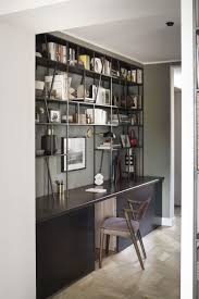 I Colori Di Londra Nel Centro Di Milano Per Una Casa Che Sembra Sospesa Nel Tempo Nel 2020 Arredamento Arredamento Anni 50 Design Danese