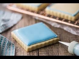 Easy Royal Icing Recipe For Decorating Youtube