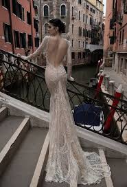 Aug 03, 2021 · brautkleid zu eng was tun. Ruckenfreie Brautkleider