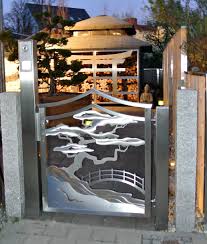 Gartentore Aus Edelstahl In Japanisches Design Asiatischer Garten Von Edelstahl Atelier Crouse Asiatisch Metall Homify Gartentore Asiatischer Garten Japan Design