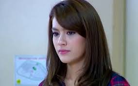 Không thèm đánh ghen hay nói nhiều, vợ lẳng lặng làm điều này khiến cô bồ  của chồng sợ chết khiếp